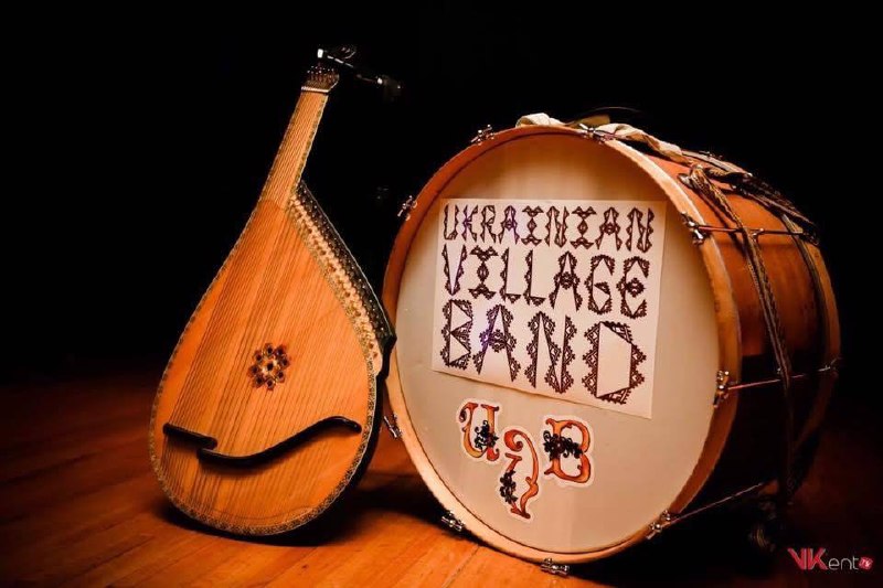 Bandura and bass drum — Ukrainian Village Band